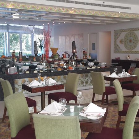 Dushanbe Serena Hotel Extérieur photo