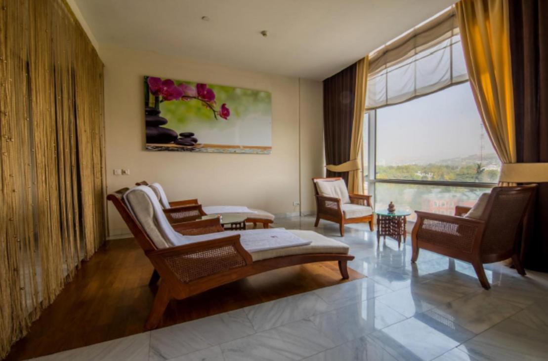 Dushanbe Serena Hotel Extérieur photo