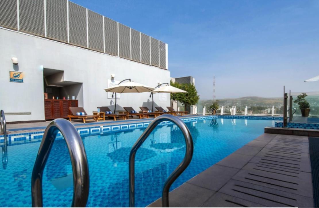 Dushanbe Serena Hotel Extérieur photo