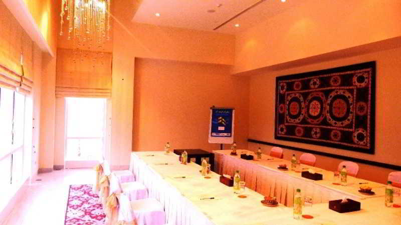 Dushanbe Serena Hotel Extérieur photo