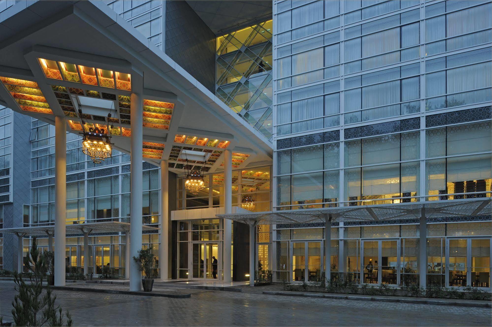 Dushanbe Serena Hotel Extérieur photo