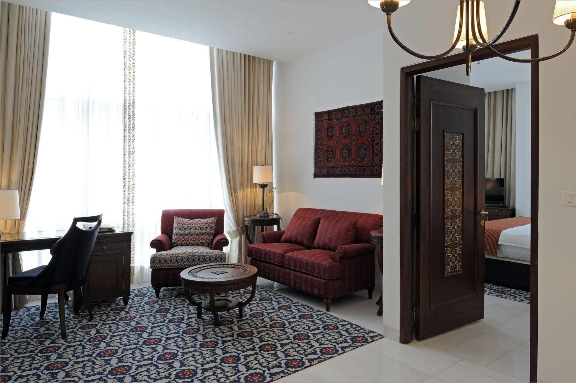 Dushanbe Serena Hotel Extérieur photo